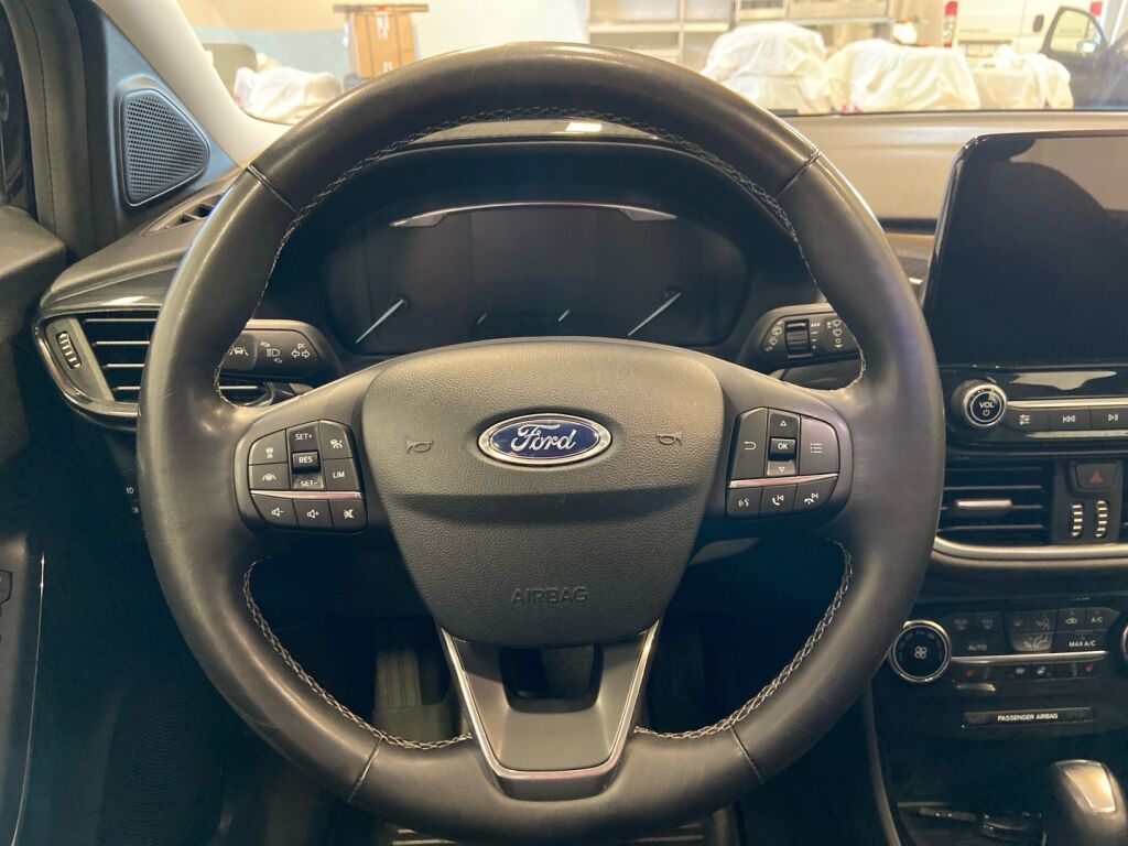 Ford Puma 2021 Musta