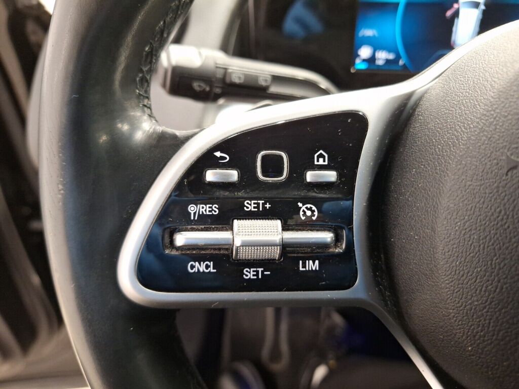 Mercedes-Benz GLB 2021 Musta