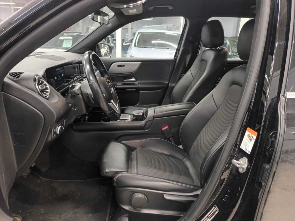 Mercedes-Benz GLB 2021 Musta