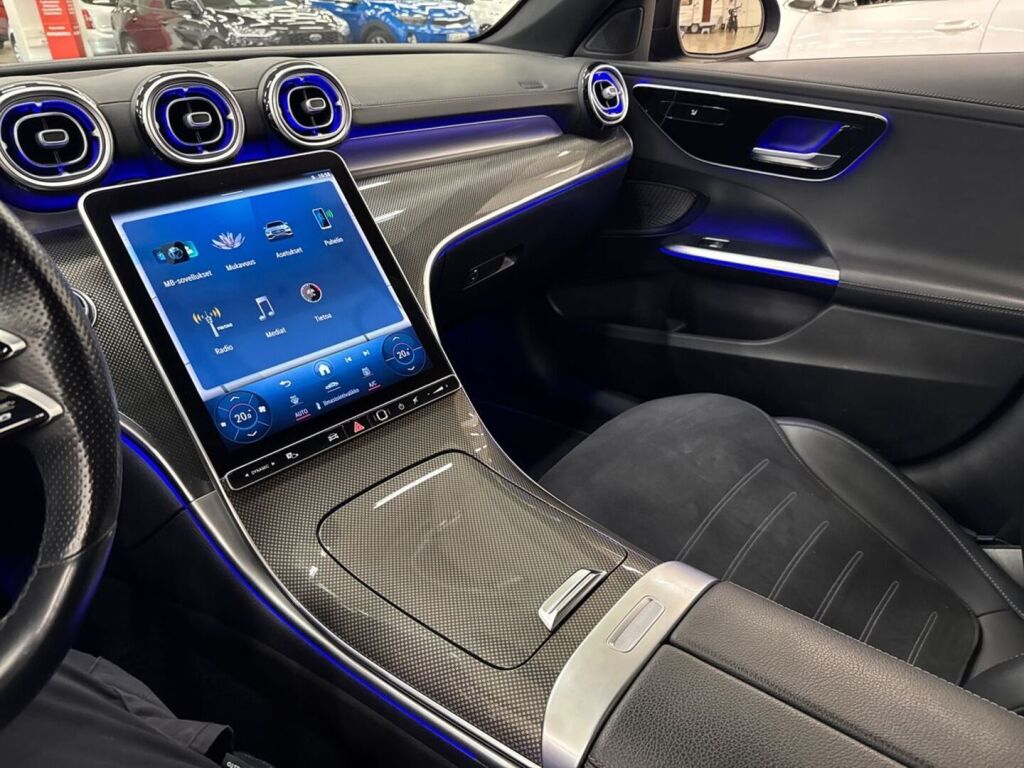 Mercedes-Benz C 2022 Vihreä
