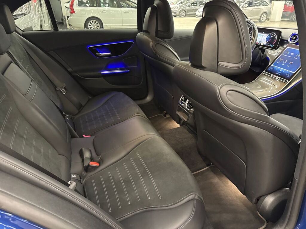 Mercedes-Benz C 2022 Vihreä