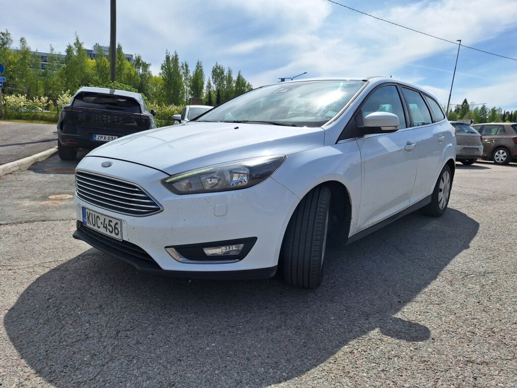 Ford Focus 2017 Valkoinen