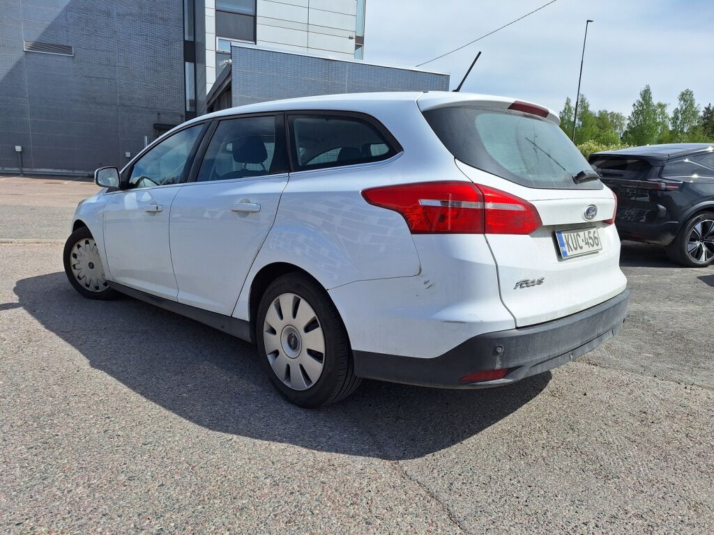Ford Focus 2017 Valkoinen
