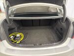 BMW 330 2017 Metalli hopea