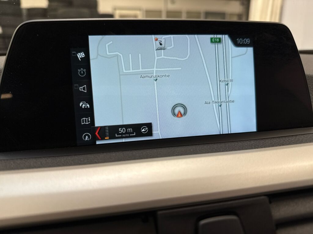 BMW 330 2017 Metalli hopea