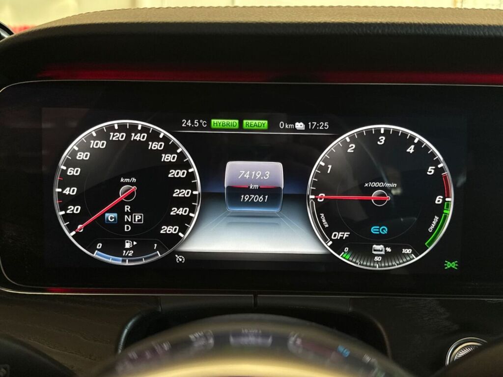Mercedes-Benz E 2020 Musta