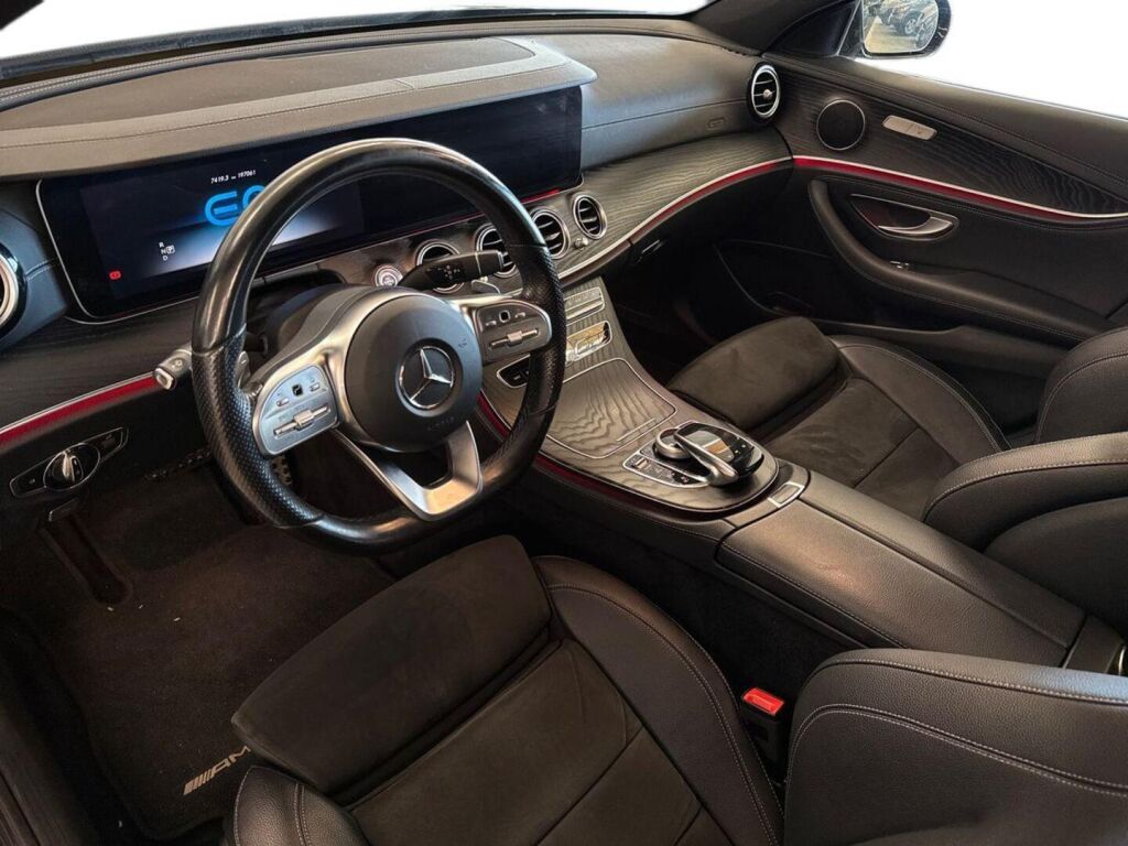 Mercedes-Benz E 2020 Musta
