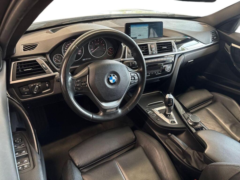 BMW 330 2016 Valkoinen
