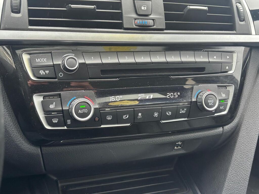 BMW 330 2016 Valkoinen