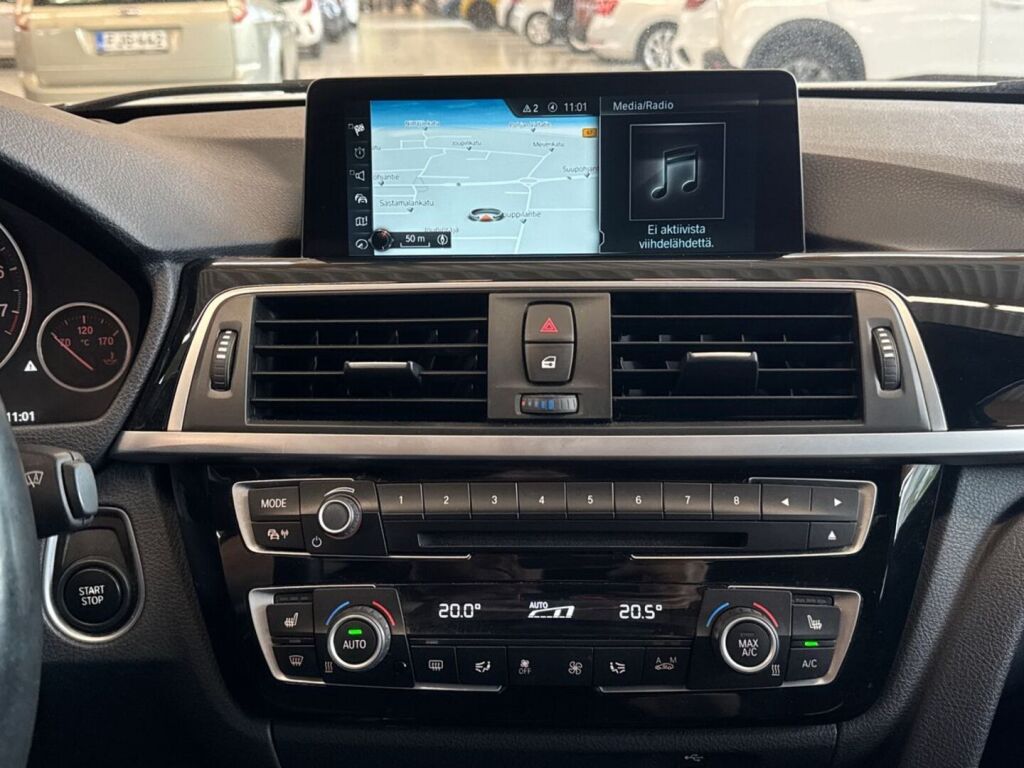 BMW 330 2016 Valkoinen