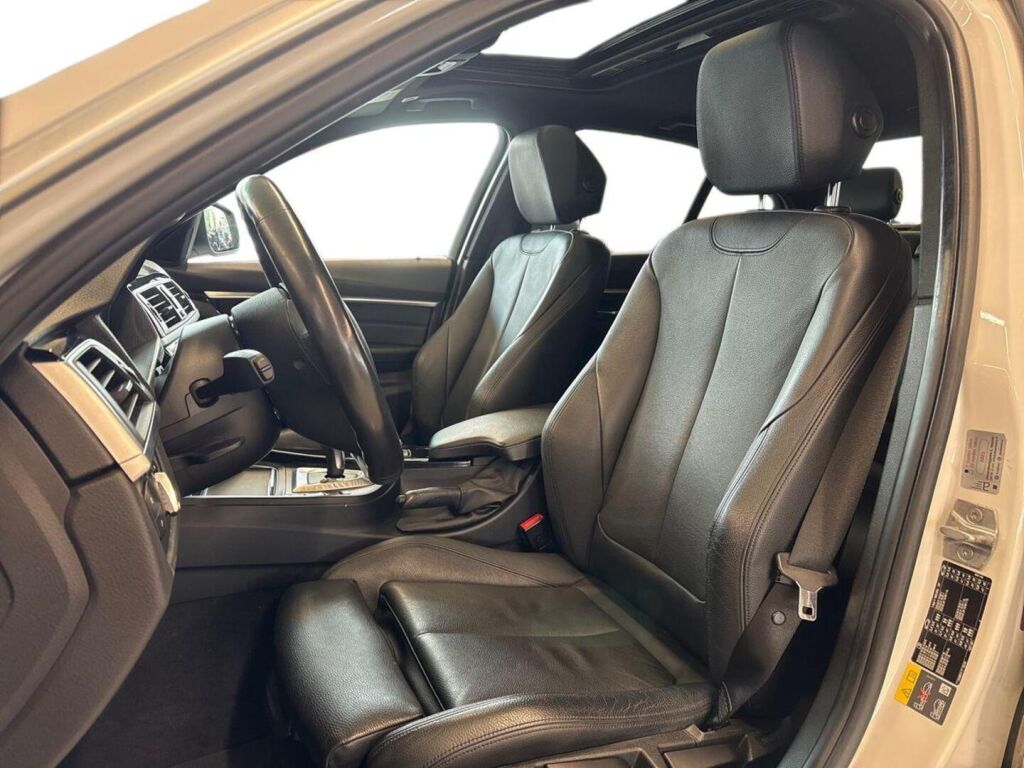 BMW 330 2016 Valkoinen
