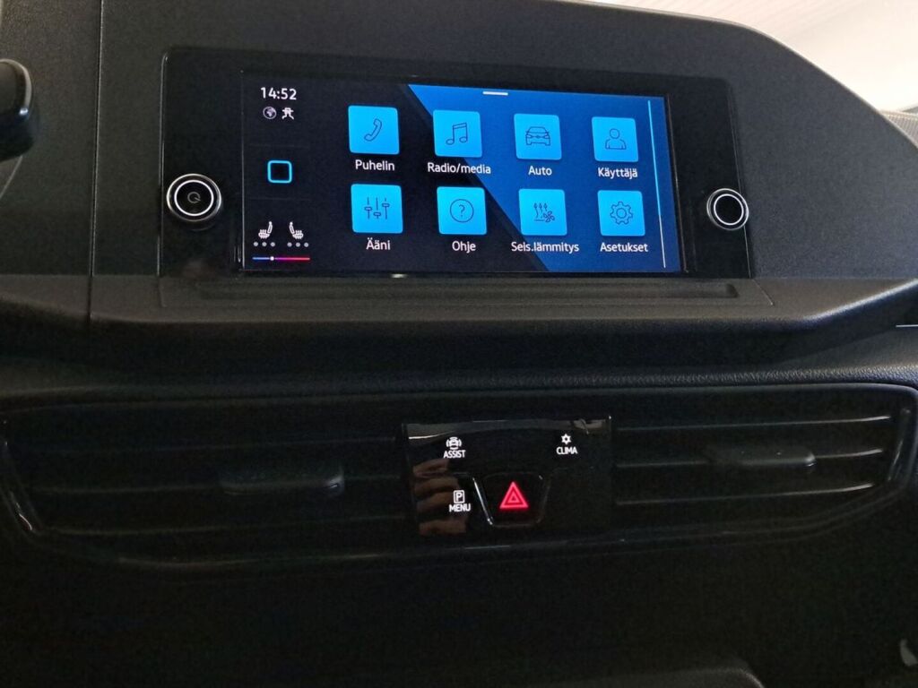 Volkswagen Caddy 2022 Musta