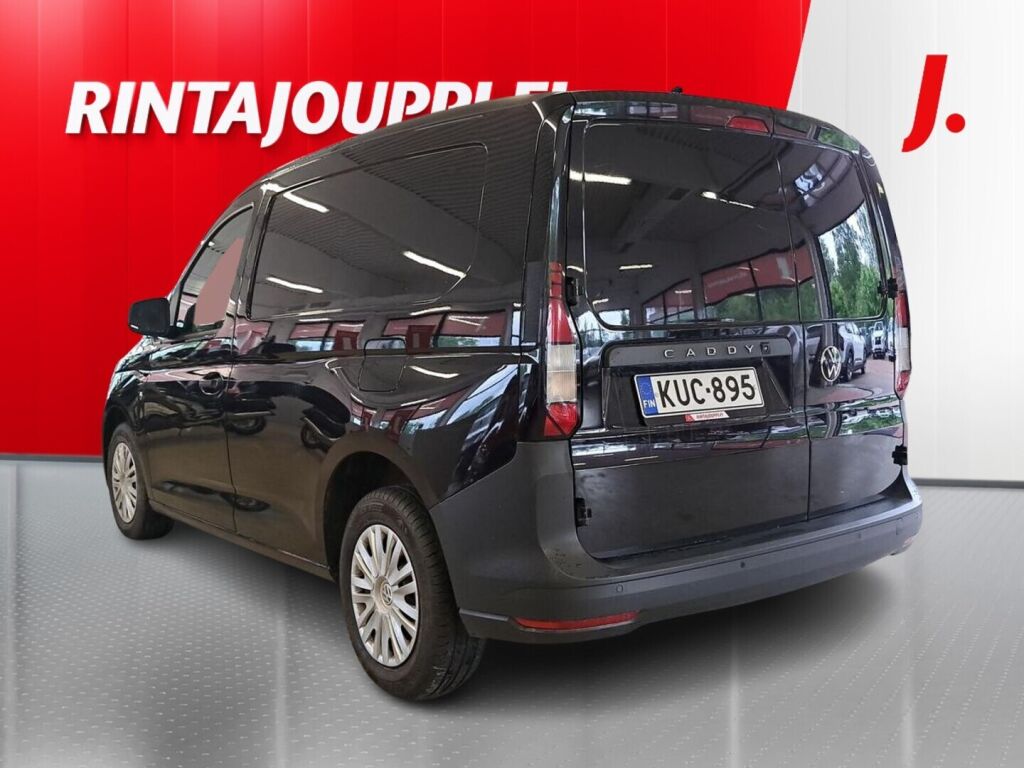 Volkswagen Caddy 2022 Musta
