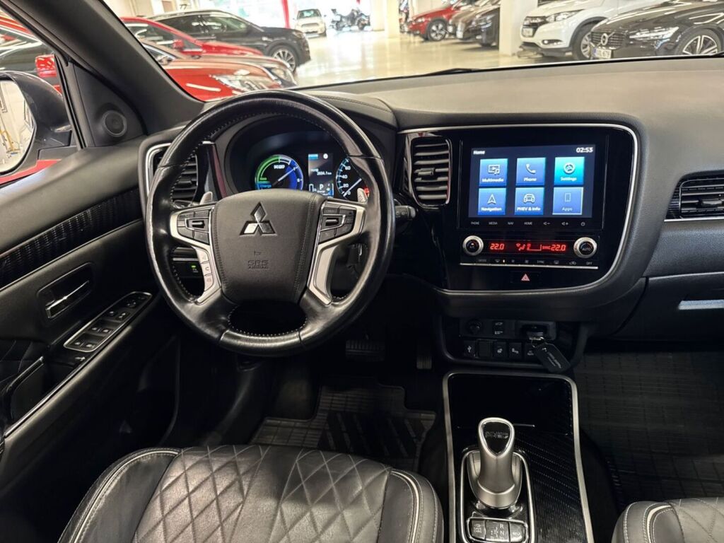 Mitsubishi Outlander PHEV 2019 Valkoinen