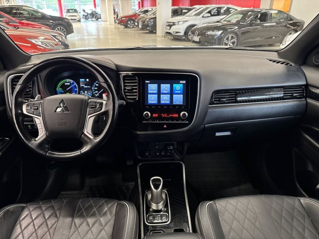 Mitsubishi Outlander PHEV 2019 Valkoinen