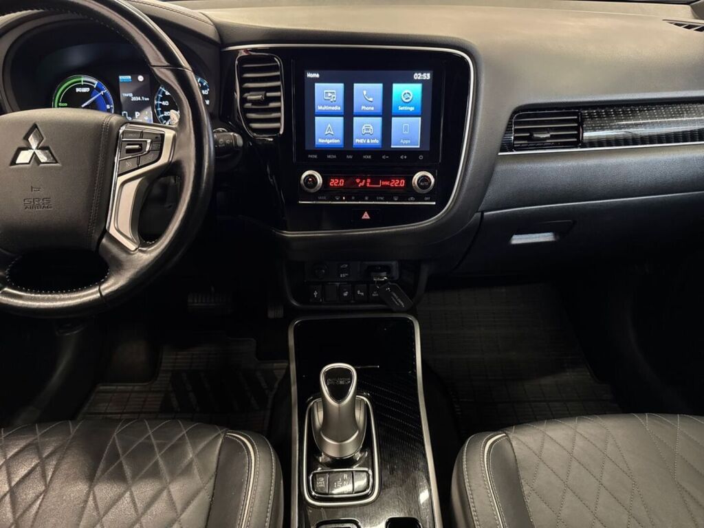 Mitsubishi Outlander PHEV 2019 Valkoinen