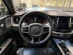 Volvo XC60 2021 Valkoinen