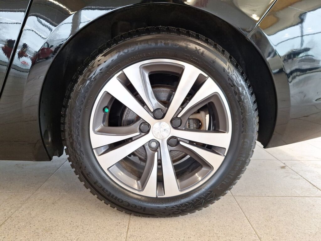 Peugeot 308 2021 Musta