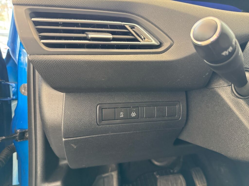 Peugeot 308 2021 Sininen
