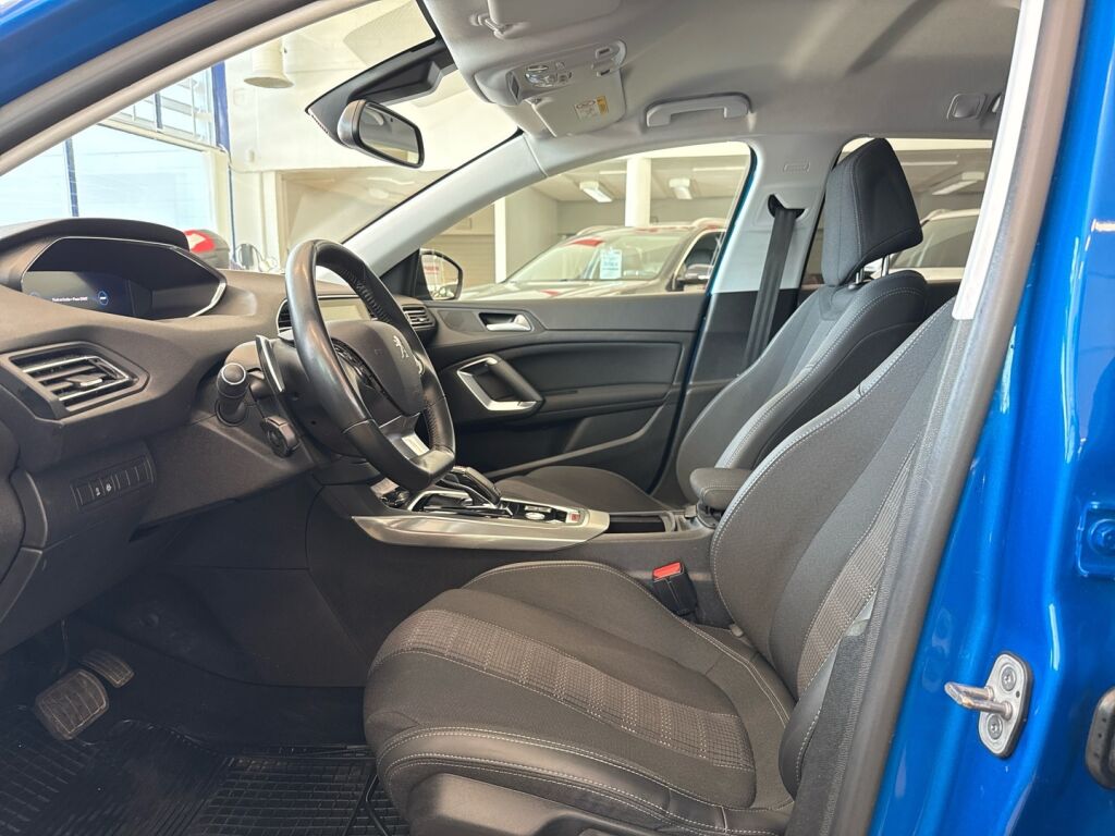 Peugeot 308 2021 Sininen