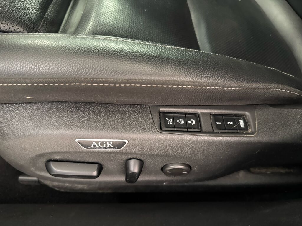 Opel Insignia 2021 Valkoinen