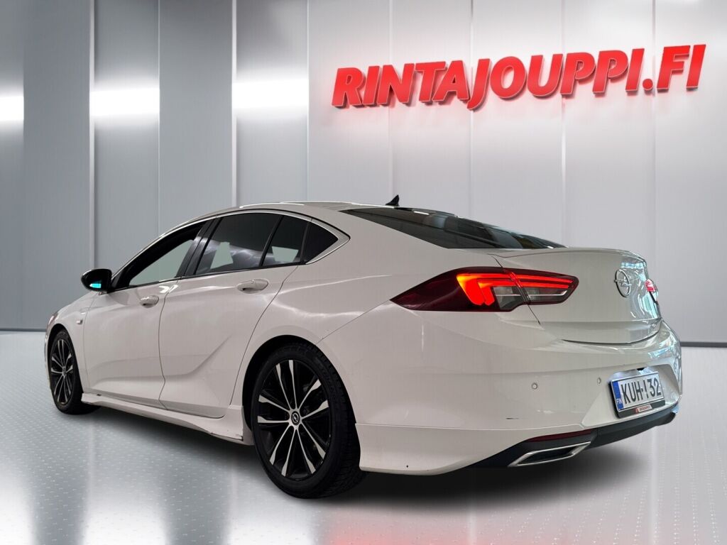 Opel Insignia 2021 Valkoinen