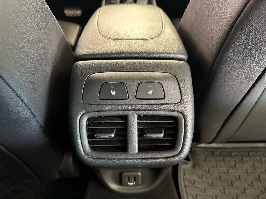 Opel Insignia 2021 Valkoinen