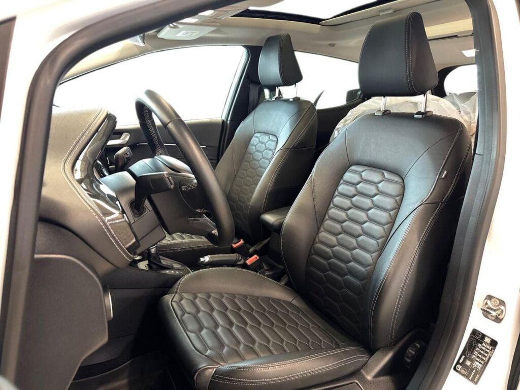 Ford Fiesta 2021 Valkoinen