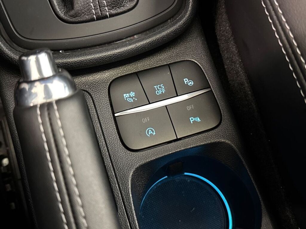 Ford Fiesta 2021 Valkoinen