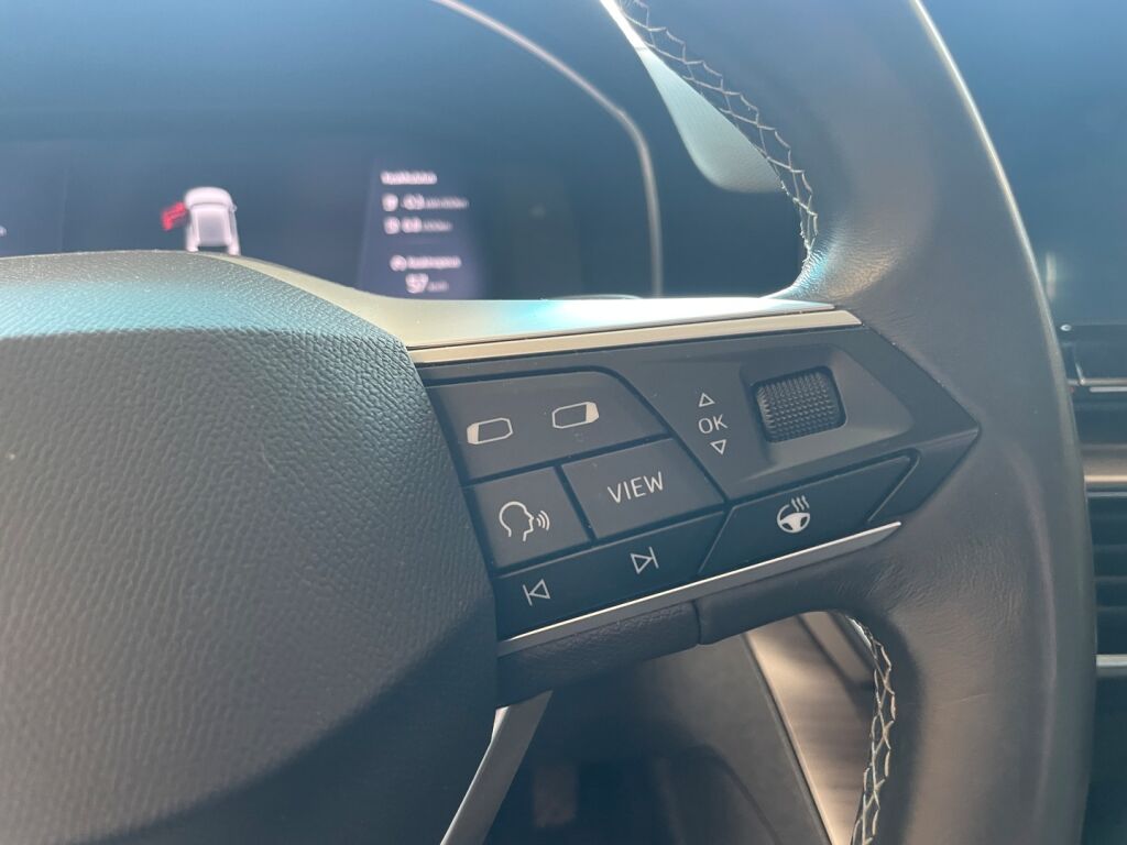Seat Leon 2020 Musta