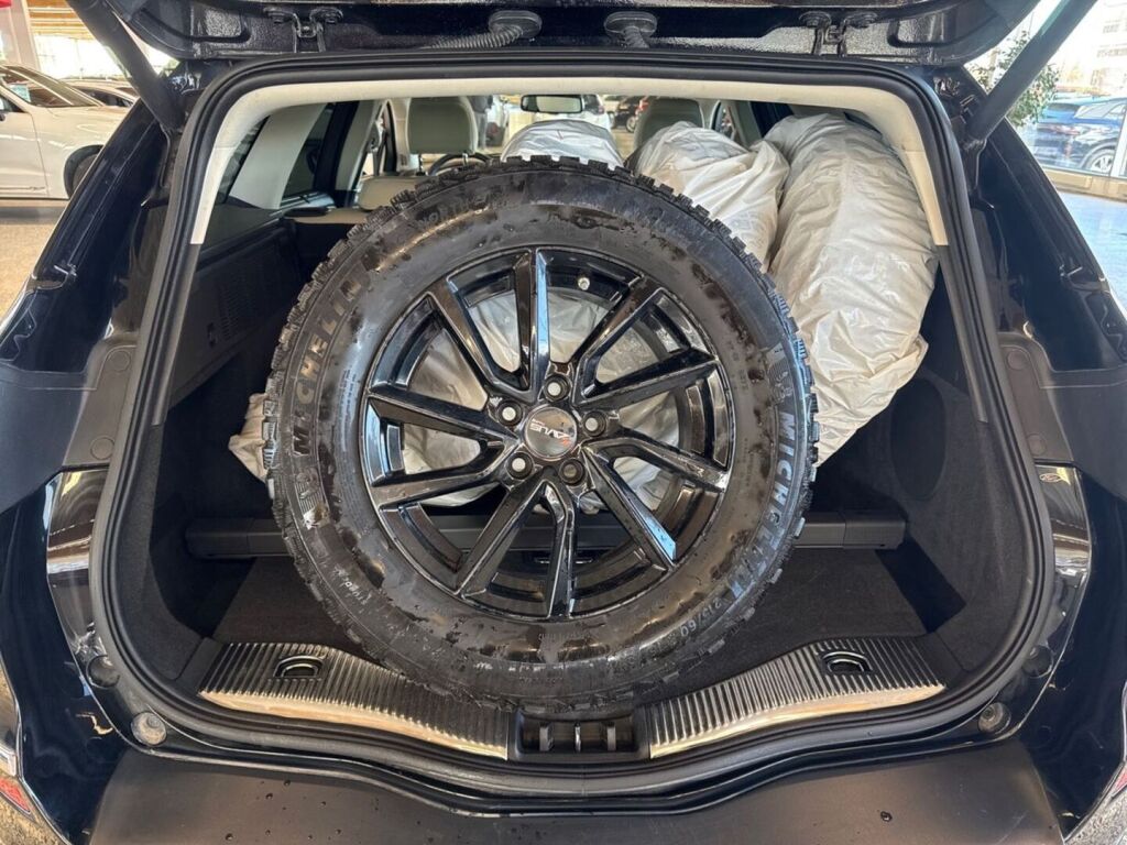 Ford Mondeo 2016 Musta