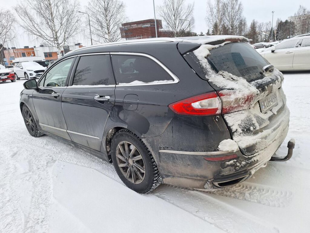 Ford Mondeo 2016 Musta