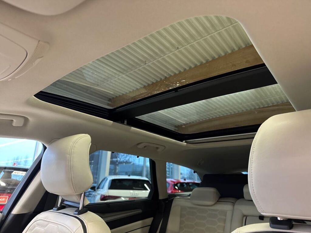 Ford Mondeo 2016 Musta