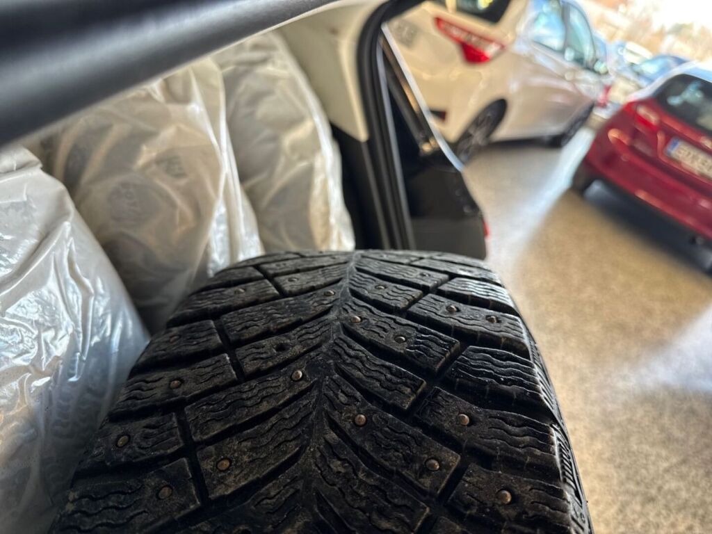 Ford Mondeo 2016 Musta