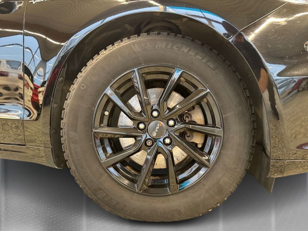 Ford Mondeo 2016 Musta