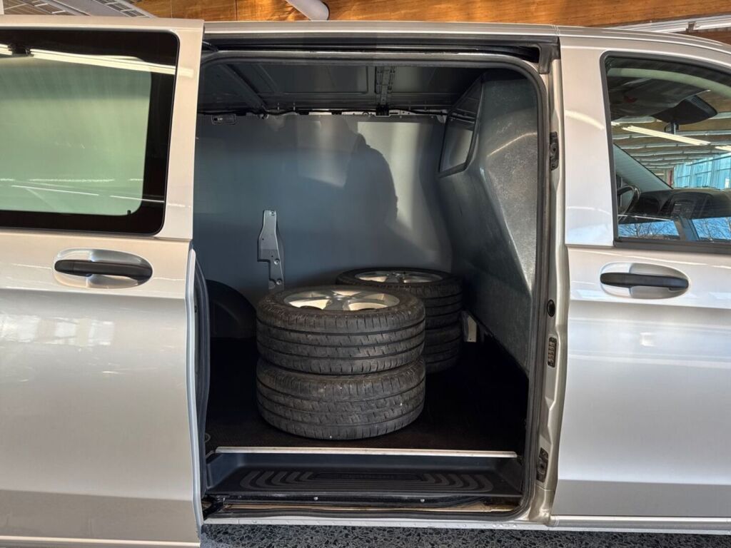 Mercedes-Benz Vito 2021 Harmaa
