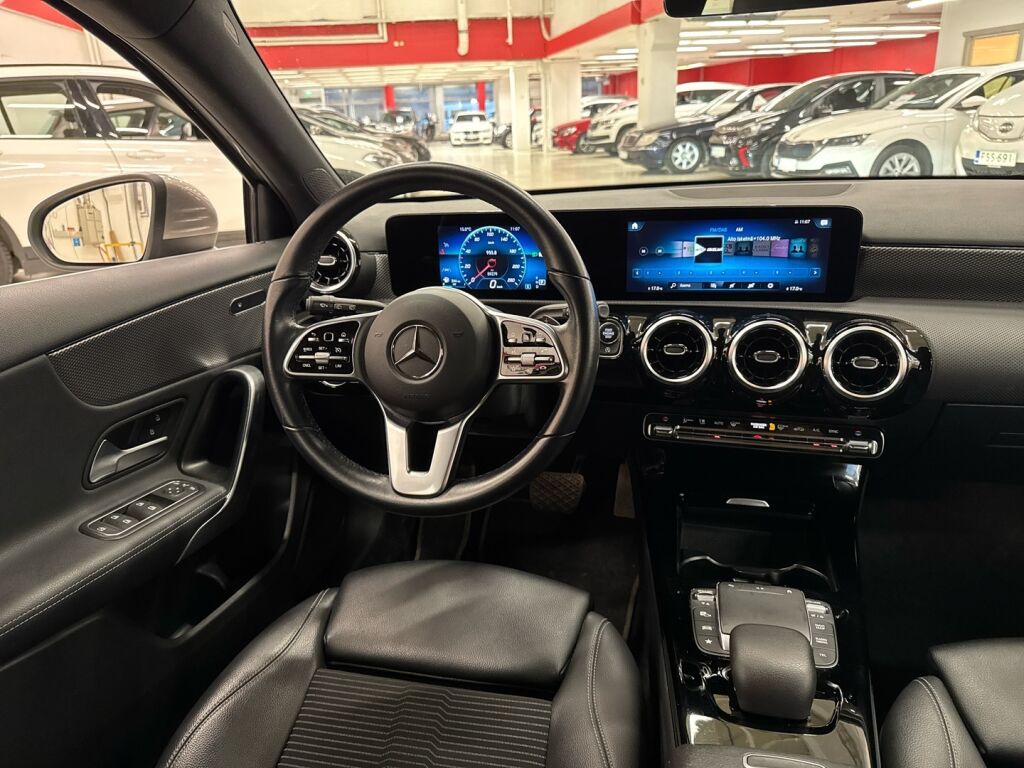 Mercedes-Benz A 2021 Harmaa
