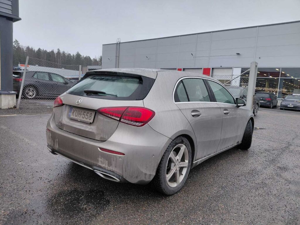 Mercedes-Benz A 2021 Harmaa