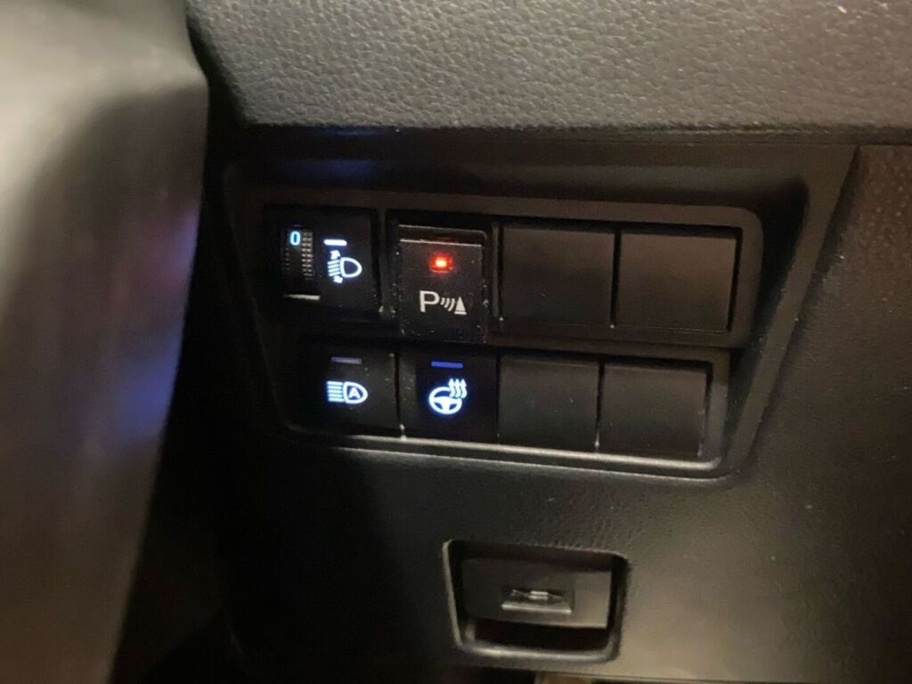 Toyota Yaris 2021 Valkoinen