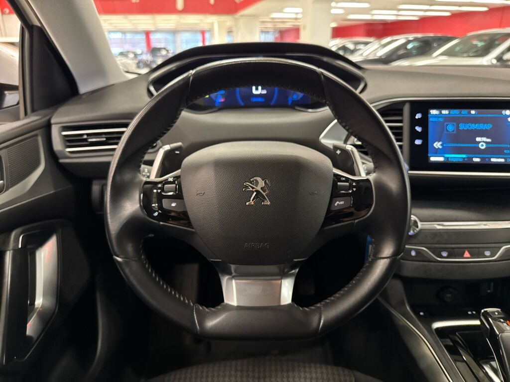 Peugeot 308 2021 Valkoinen