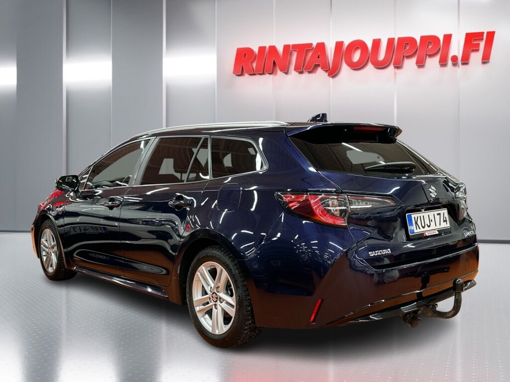 Suzuki Swace 2021 Sininen