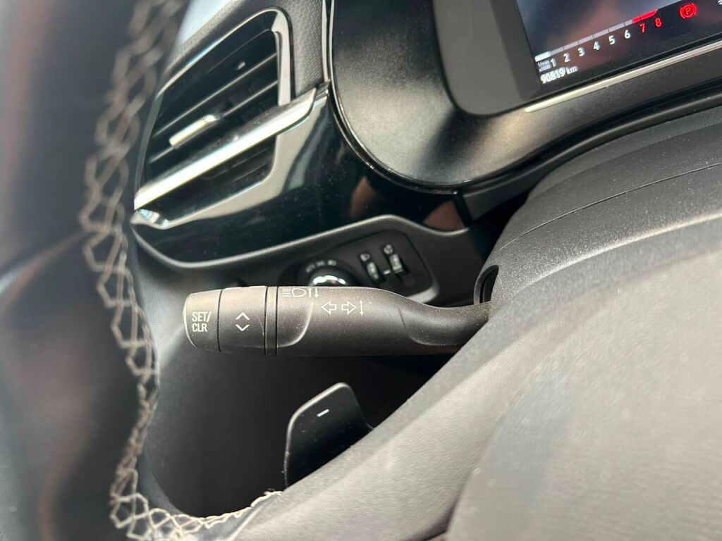 Opel Corsa 2021 Valkoinen