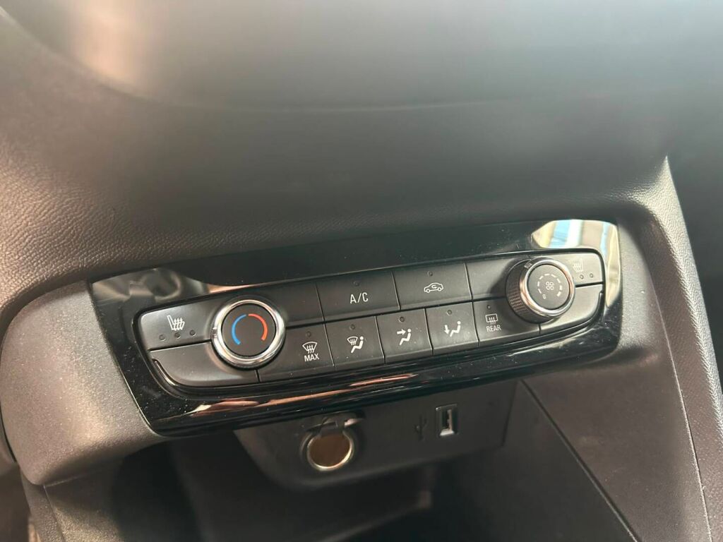 Opel Corsa 2021 Valkoinen