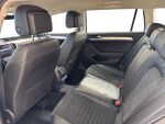 Volkswagen Passat 2018 Valkoinen