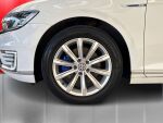 Volkswagen Passat 2018 Valkoinen