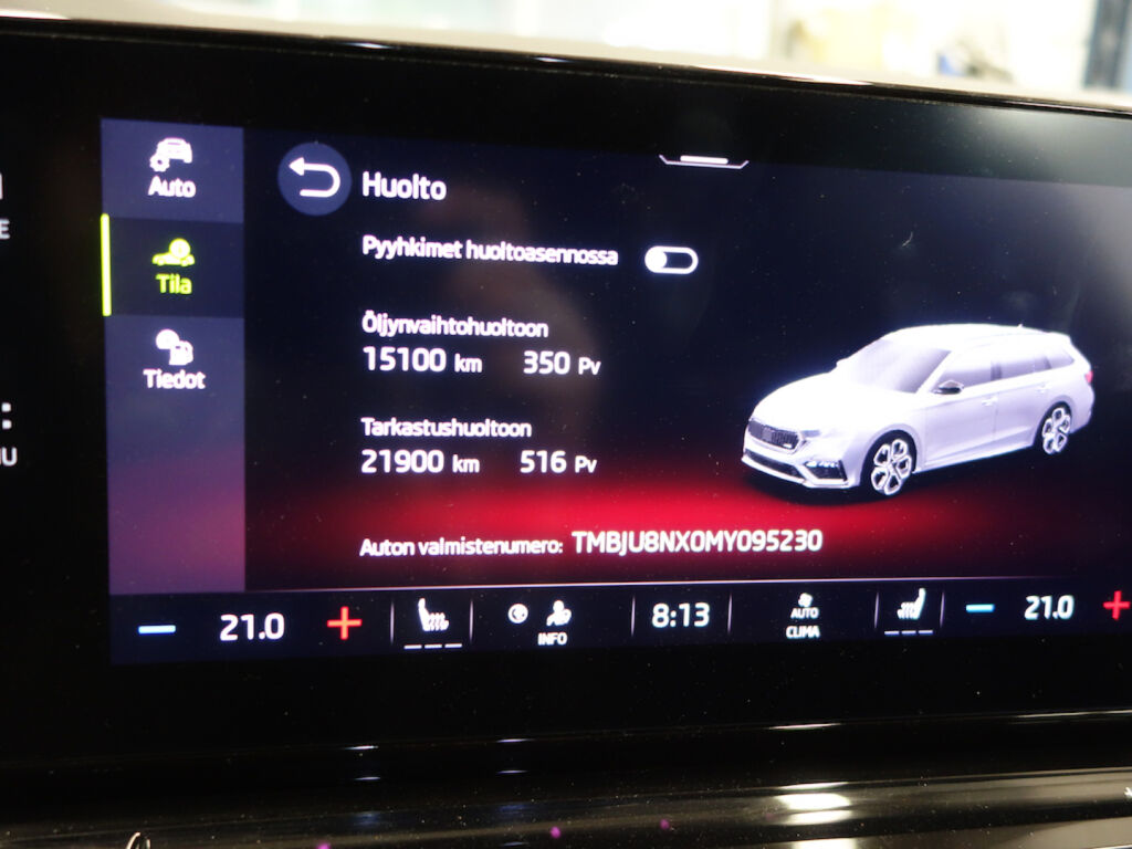 Skoda Octavia 2021 Punainen