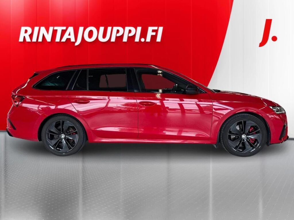 Skoda Octavia 2021 Punainen