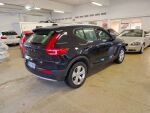 Volvo XC40 2021 Musta