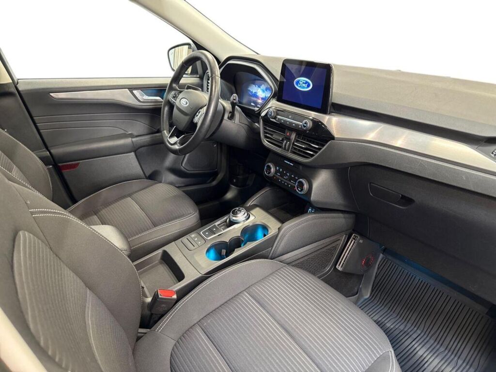 Ford Kuga 2021 Sininen