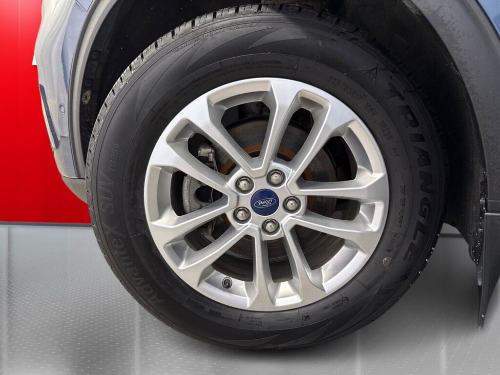 Ford Kuga 2021 Sininen